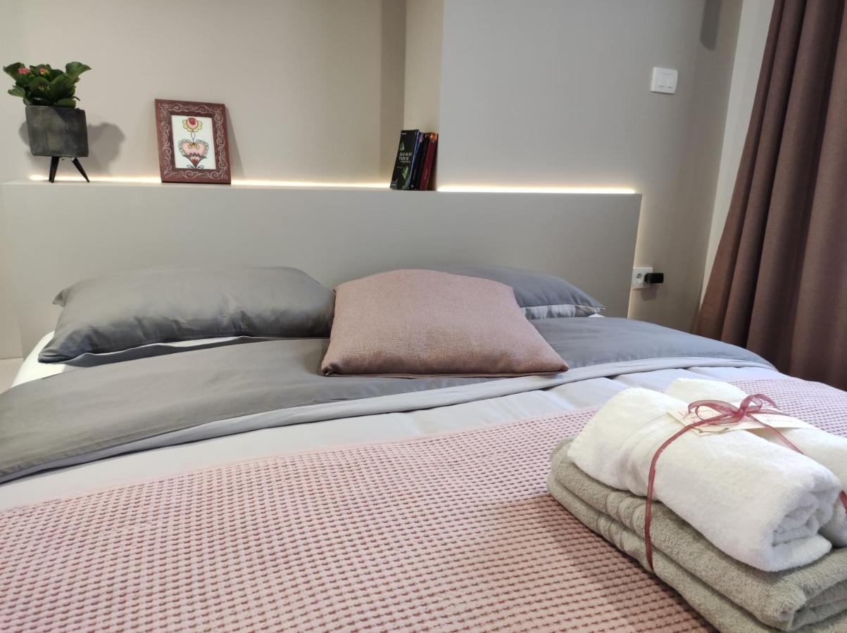 Boutique Rooms By Petric Winery Dobravlje Exterior photo