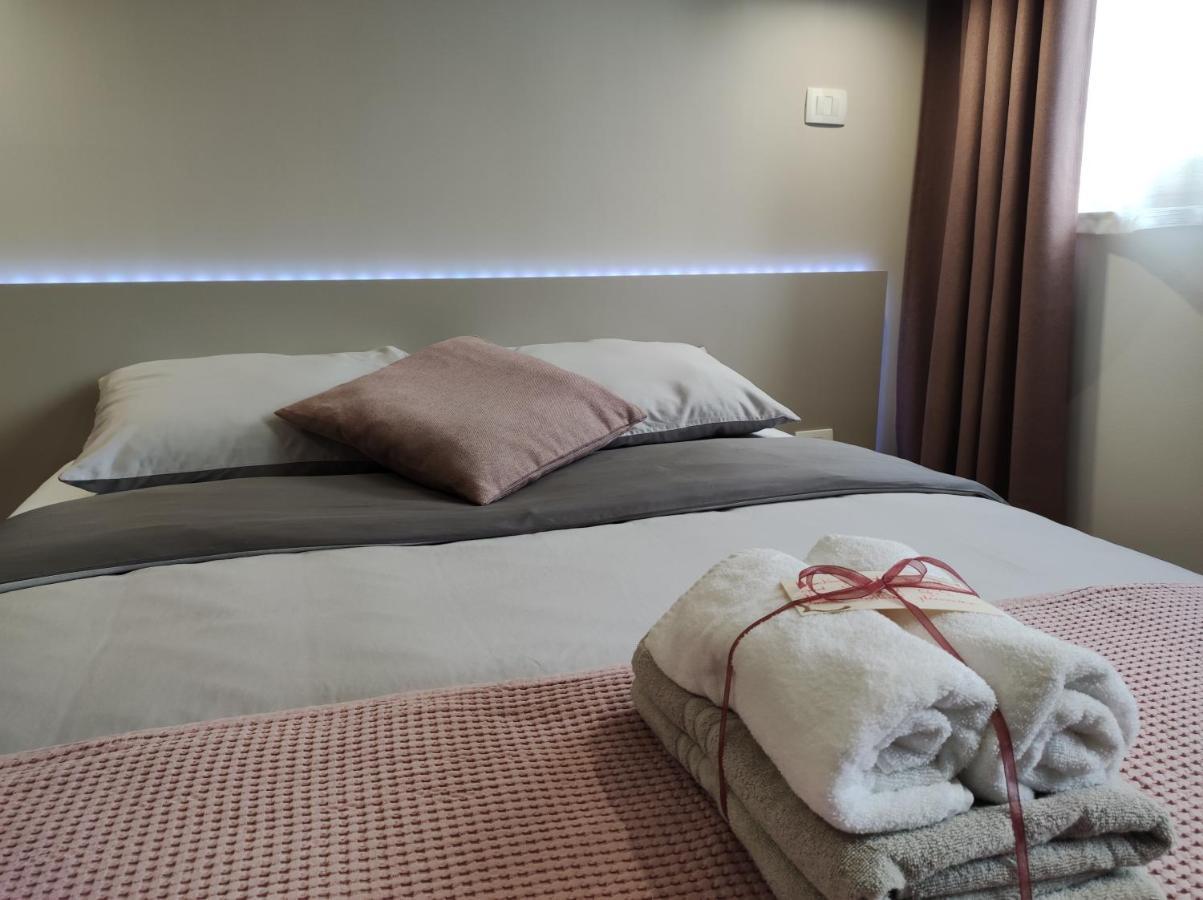 Boutique Rooms By Petric Winery Dobravlje Exterior photo