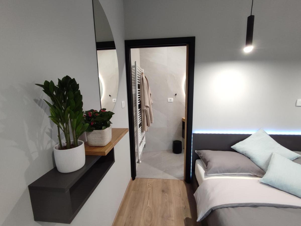 Boutique Rooms By Petric Winery Dobravlje Exterior photo