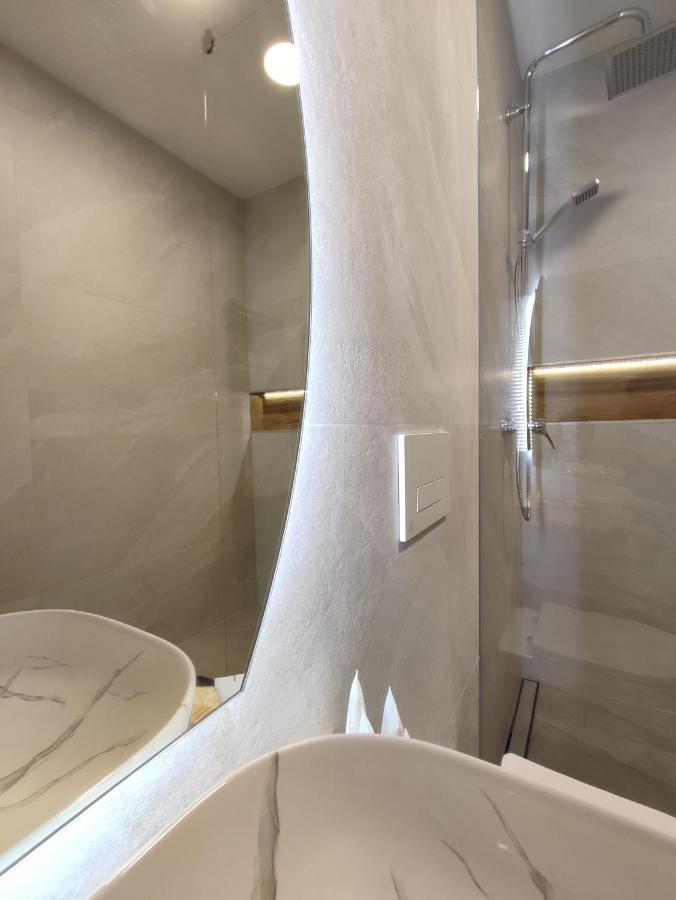 Boutique Rooms By Petric Winery Dobravlje Exterior photo